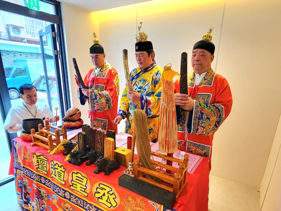 台中丞皇安鎮金龍神招財賜福大法會，為企業進行事業佈局