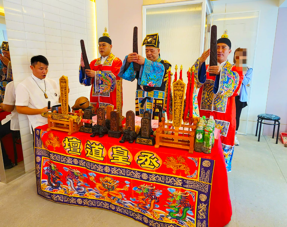 台中丞皇動土淨地靈法會，為美學會館進行事業佈局，業績、預約數一路飆升。