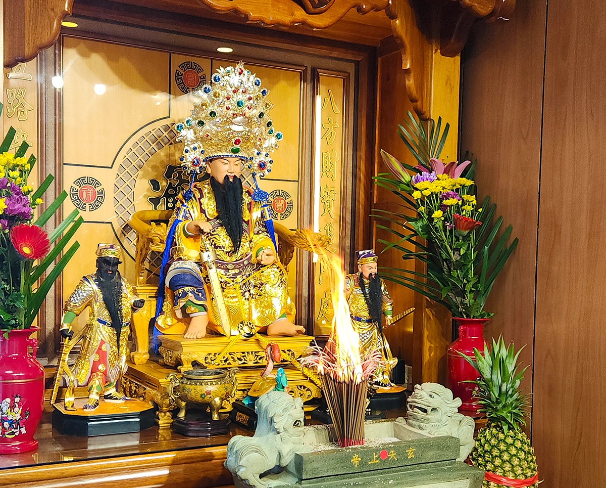 台中丞皇總道院，專業老師提供安神諮詢，解決家中無形問題，改善家運。