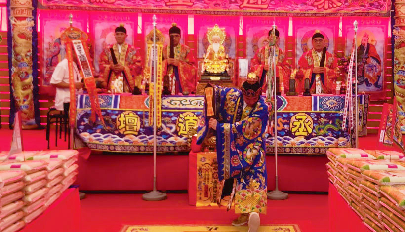 【神明故事】中元普渡必拜！地獄之門因祂而開，太乙救苦天尊化身十殿閻羅，引渡祖先重獲新生的引路人！