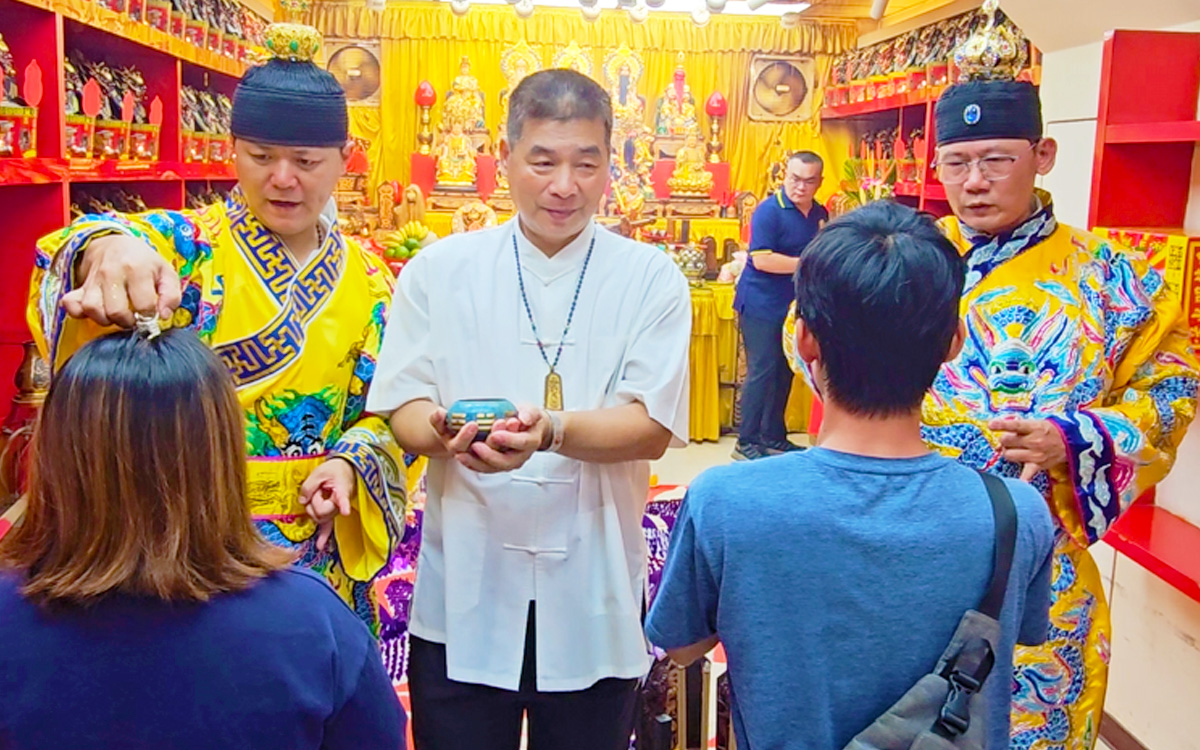 真實見證｜丞皇補財庫、弘法佈施、祖先功德壇，助信眾 從500萬負債翻轉事業